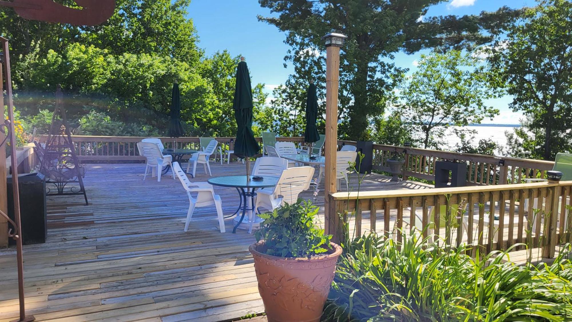 Chequamegon Lake Superior Lodge Бейфийлд Екстериор снимка